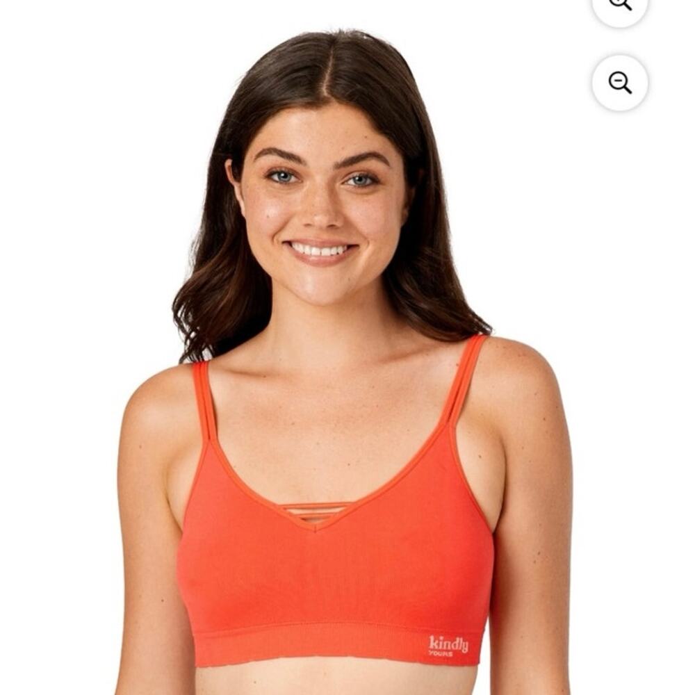 Kindly Yours Women's Seamless‎ Pullover V-Neck Bralette, Size S - Cherry Red NEW